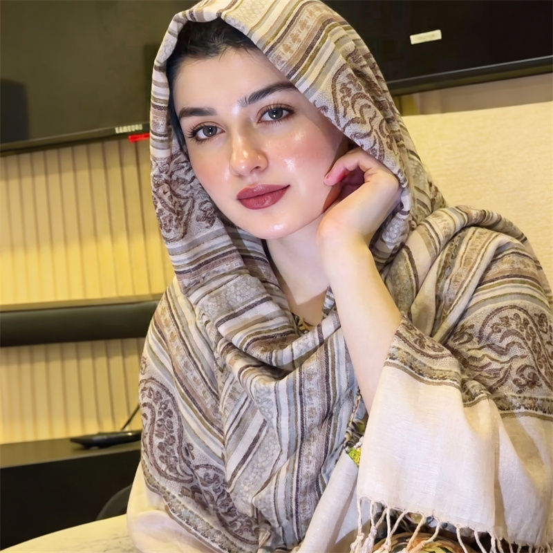 Vintage Outdoor Fashion - Hijab Cetak Paisley Vintage, Kerudung Fashion