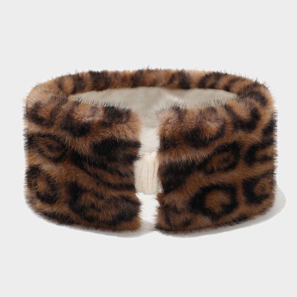 Vintage Fashion Show - Bando Motif Macan Tutul Anti Angin