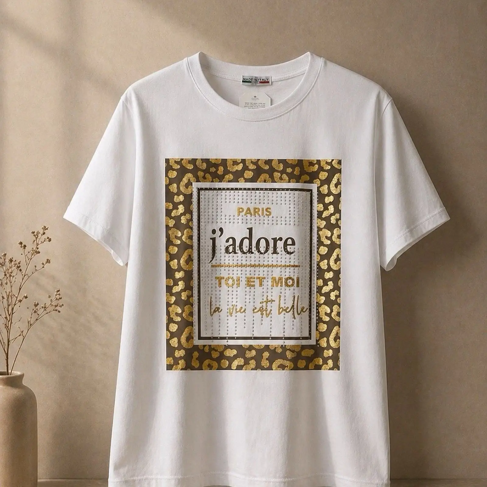 Vintage Fashion Bloggers - Kaos Wanita Putih Leo quot J