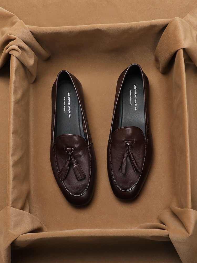 Vintage Outdoor Fashion - Sepatu Wanita Ujung Bulat Rumbai Musim