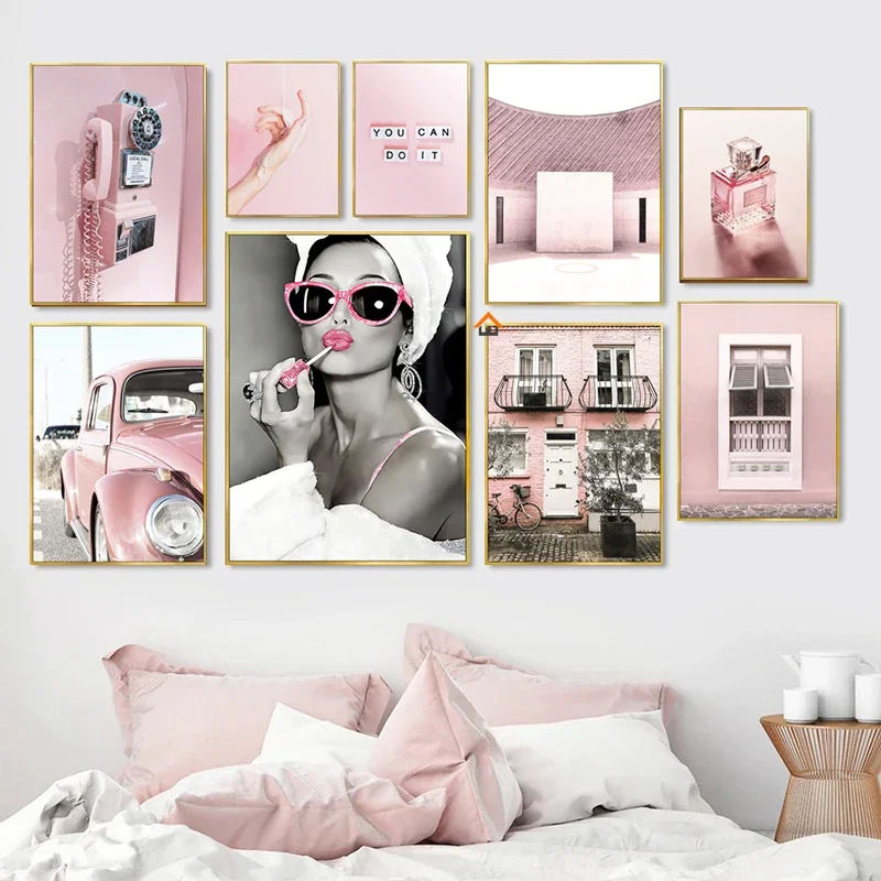 Vintage Fashion Wall Art - Parfum Mewah Wanita Pink Vintage Mobil